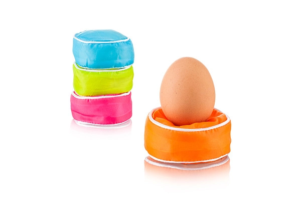 TOMORROWS KITCHEN EGG PILLOWS
